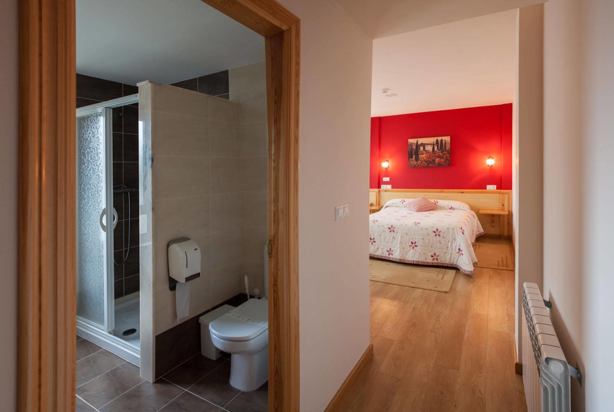 Hotel San Briz A Pontenova Bagian luar foto